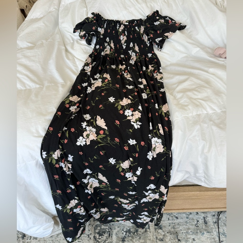 Ingrid & Isabel floral maternity maxi dress